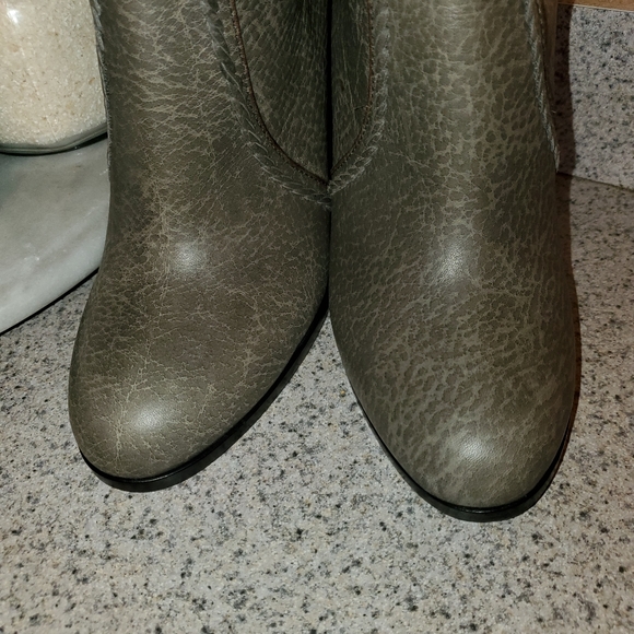 Gucci boots - Picture 1 of 7